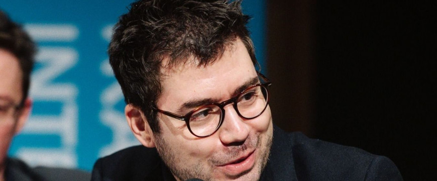 Bayer Zsolt: Színház és valóság (Két felvonásban)