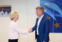 A harmincötmilliárd euró korunk harminc ezüstje