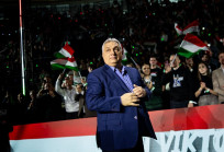Tiszteletadás egy távozó nagy harcosnak Tiszteletadás egy távozó nagy harcosnak
