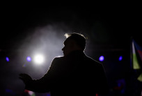 Mit tegyen Orbán Viktor? 1.