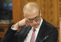 Pilhál György: Előbb bezárta, aztán megnézte Pilhál György: Előbb bezárta, aztán megnézte
