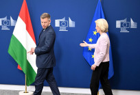 Ursula császárnő a forradalom leverését ünnepli október 23-án Budapesten Ursula császárnő a forradalom leverését ünnepli október 23-án Budapesten